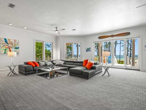 4522 St Teresa Landing, St Teresa, FL 32358