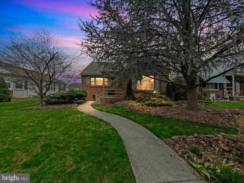 1328 E WALNUT STREET, HANOVER, PA 17331