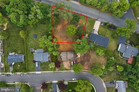6 RYAN ROAD, CRANBURY, NJ 08512