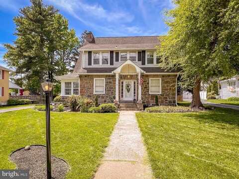 6 WASHINGTON AVENUE, NORRISTOWN, PA 19403