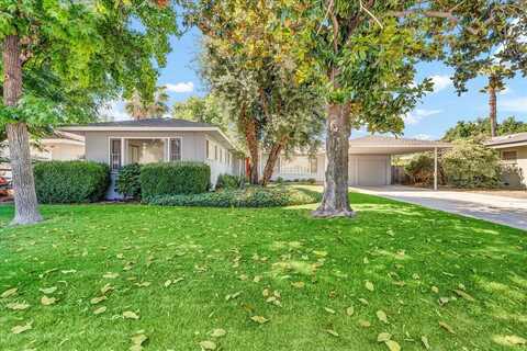 681 W Belleview Avenue, Porterville, CA 93257