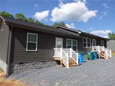 121 E Carroll Avenue, Denton, NC 27239