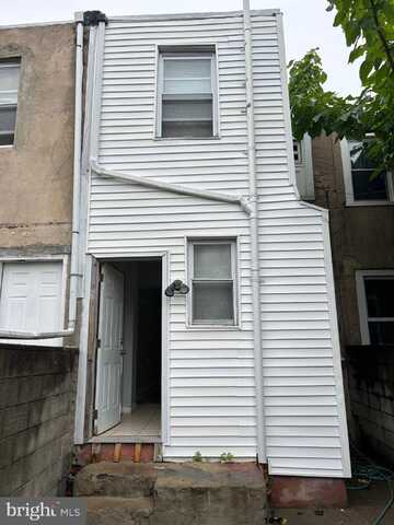 2546 E DAUPHIN STREET, PHILADELPHIA, PA 19125