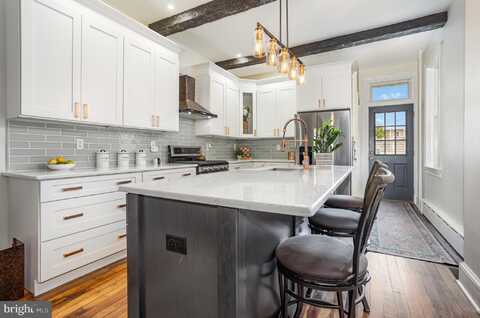 243 E NEW STREET, LANCASTER, PA 17602