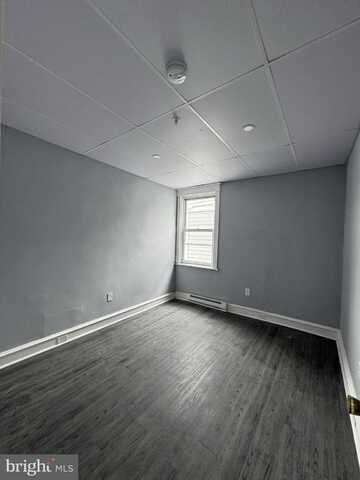 15 S CHURCH LANE, LANSDOWNE, PA 19050