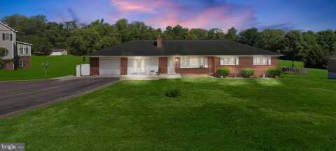 210 JACKSON AVENUE, NEW MARKET, VA 22844