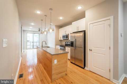 2027 E HUNTINGDON STREET, PHILADELPHIA, PA 19125