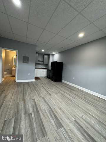 15 S CHURCH LANE, LANSDOWNE, PA 19050