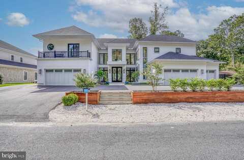 104 W BUCKINGHAM DRIVE, REHOBOTH BEACH, DE 19971