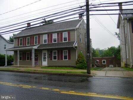 14 E MAIN STREET, MOUNTVILLE, PA 17554