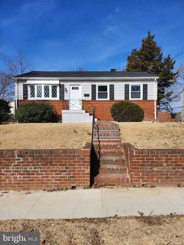 3902 THORNWOOD ROAD, HYATTSVILLE, MD 20784