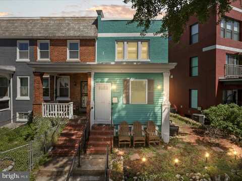 1264 PENN STREET NE, WASHINGTON, DC 20002