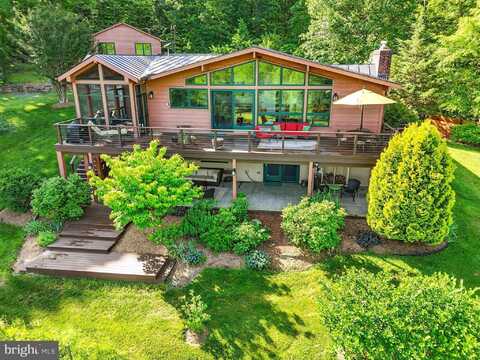 103 CASTLETON FORD ROAD, CASTLETON, VA 22716
