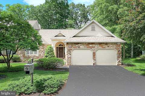 2124 TALL OAKS LANE, YORK, PA 17403