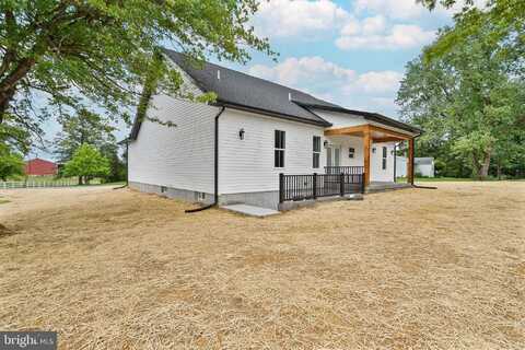 4054 APPLE HARVEST DRIVE, HEDGESVILLE, WV 25427
