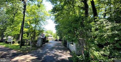 10401 ZION DRIVE, FAIRFAX, VA 22032