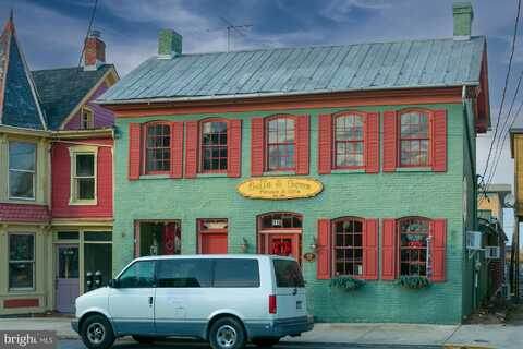118 W. MARTIN, MARTINSBURG, WV 25401