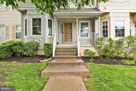 214 WAVERLY COURT, TRENTON, NJ 08691