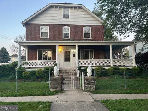 121 PENN BOULEVARD, LANSDOWNE, PA 19050