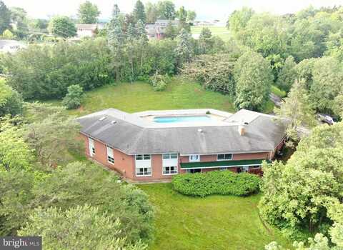 25 SHEFFIELD DRIVE, CHAMBERSBURG, PA 17201
