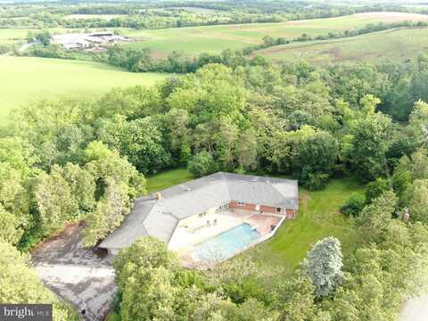 25 SHEFFIELD DRIVE, CHAMBERSBURG, PA 17201