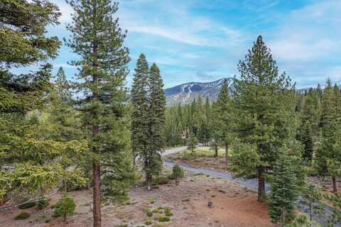 10644 Talus Court, Truckee, CA 96161
