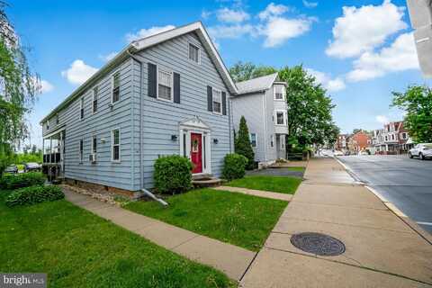 18 E MAIN STREET, KUTZTOWN, PA 19530