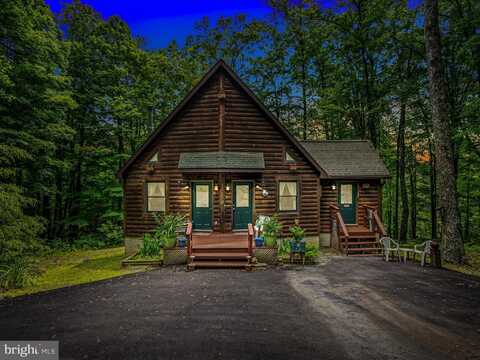 17 MOUNTAINSIDE LOOP, BERKELEY SPRINGS, WV 25411