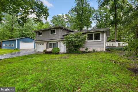 30 HALLECK DRIVE, EAST BERLIN, PA 17316
