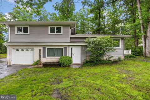 30 HALLECK DRIVE, EAST BERLIN, PA 17316