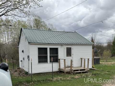 13658 N M-77, Grand Marais, MI 49839