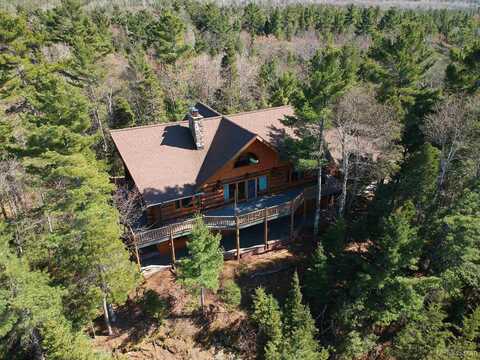 6856 Five Mile Point, Allouez, MI 49805