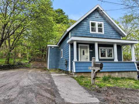 49058 Douglas, Hancock, MI 49930