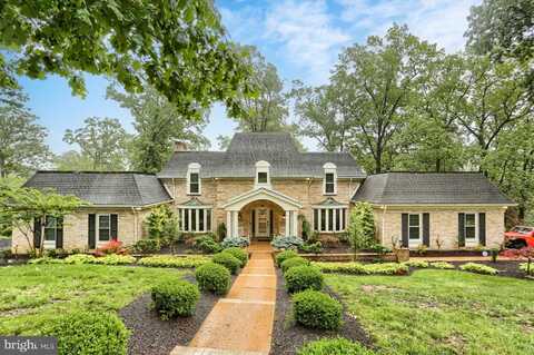 1715 MOUNTAIN VIEW ROAD, HARRISBURG, PA 17110