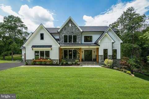 10801 MASON HUNT CT, RESTON, VA 20190