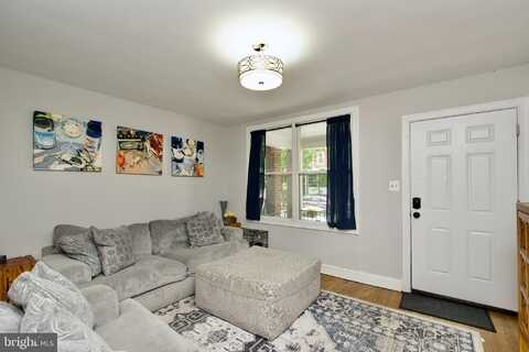 1702 LANG PLACE NE, WASHINGTON, DC 20002