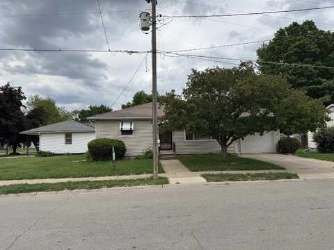 802 Poplar St, LaPorte City, IA 50651