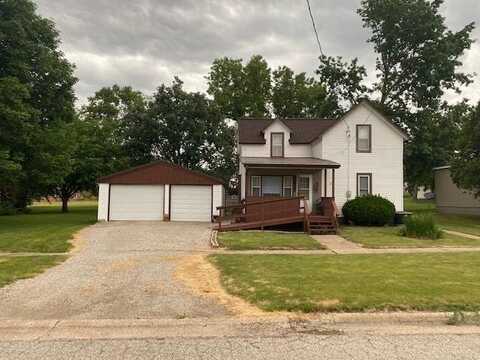 907 Iowa Street, Dysart, IA 52224
