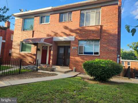 210 WEBSTER STREET NE, WASHINGTON, DC 20011