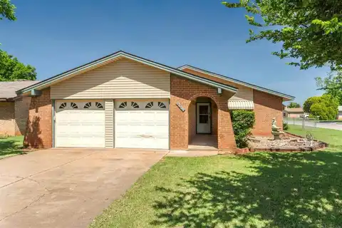 901 DOSIA DRIVE, Iowa Park, TX 76367