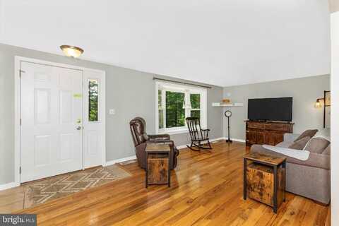 13240 EDGEMONT ROAD, SMITHSBURG, MD 21783
