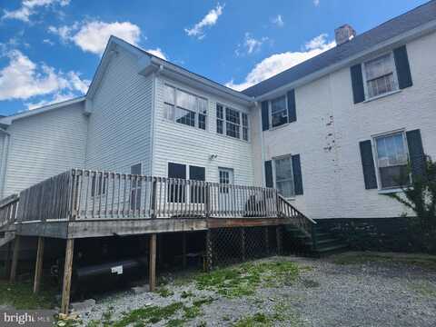 9771 WINCHESTER AVENUE, BUNKER HILL, WV 25413