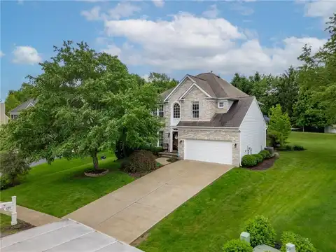 127 Aberdeen Dr, Cranberry Twp, PA 16066