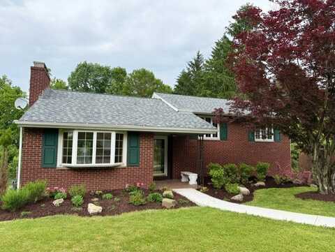 2612 Saybrook Dr, Churchill, PA 15235
