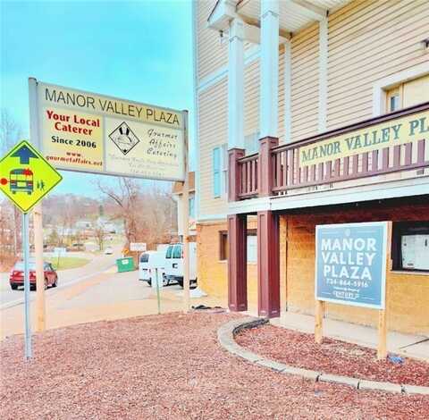40 Race St, Manor, PA 15665