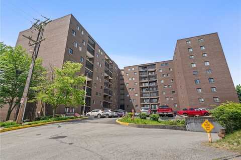 5600 Munhall Rd, Squirrel Hill, PA 15217