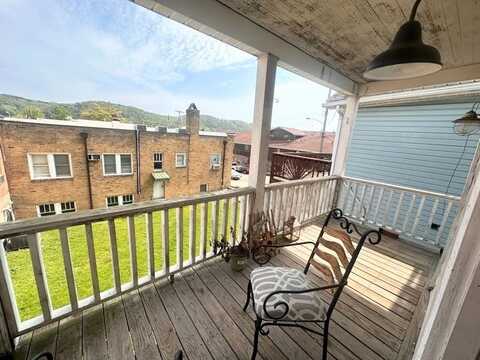 1035 State Ave, Coraopolis, PA 15108