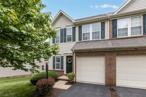 190 Southern Valley Court, Adamstown, PA 16046