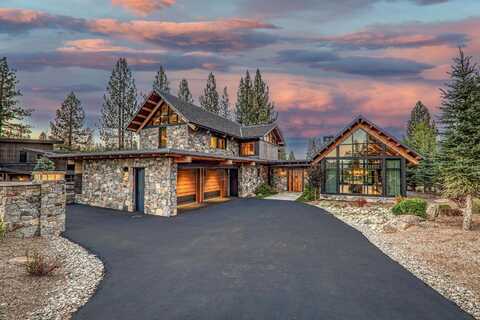 11454 Henness Road, Truckee, CA 96161