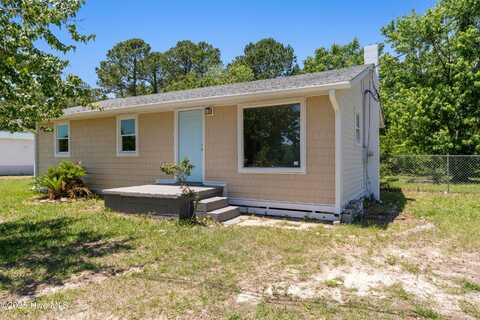 13271 Us Highway 17, Hampstead, NC 28443
